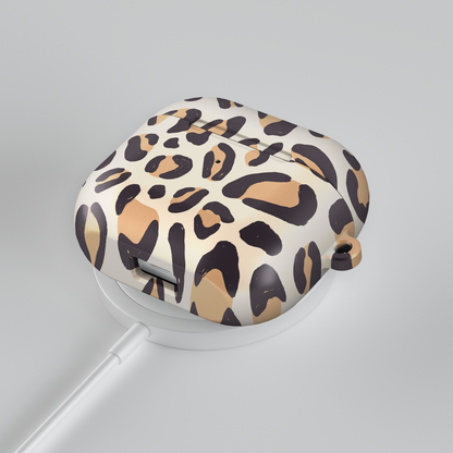 Leopard Lux Shockproof & Scratch-Resistant AirPods Case – Wireless Charging Compatible